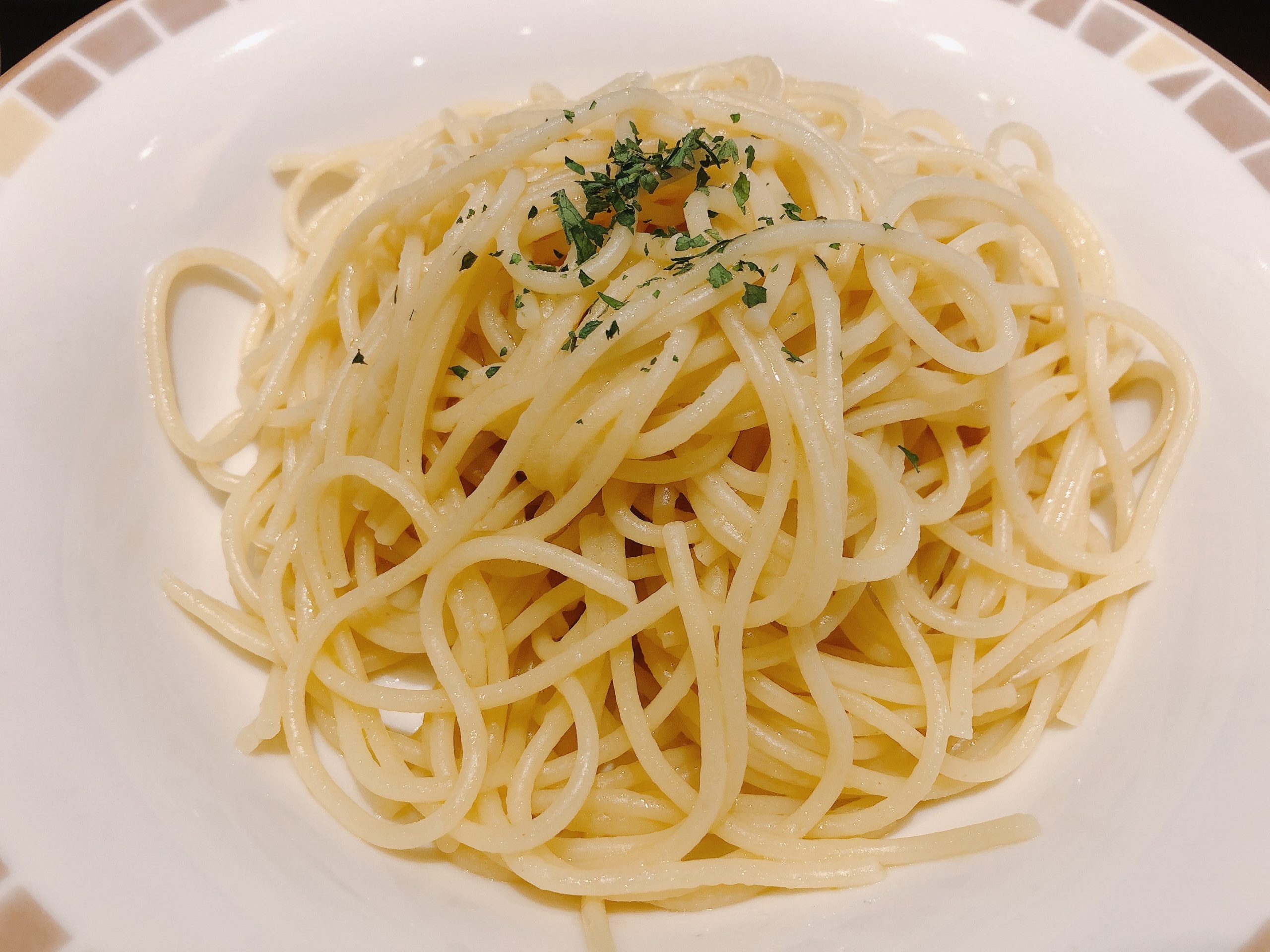 イタリアの白ご飯 サイゼリヤ アーリオ オーリオ を食べてみた 価格 カロリー レシピ情報なども サイゼリヤの歩き方